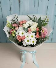 Букет цветов из:  Розы, Лизиантусы и Хризантемы #REPLACE_PRED# Балаганске