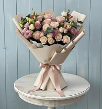 Букет цветов из:  Розы и Лизиантусы #REPLACE_PRED# Балаганске