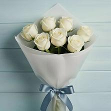 Букет 7 Белых роз Эдлесс Лав в Балаганске