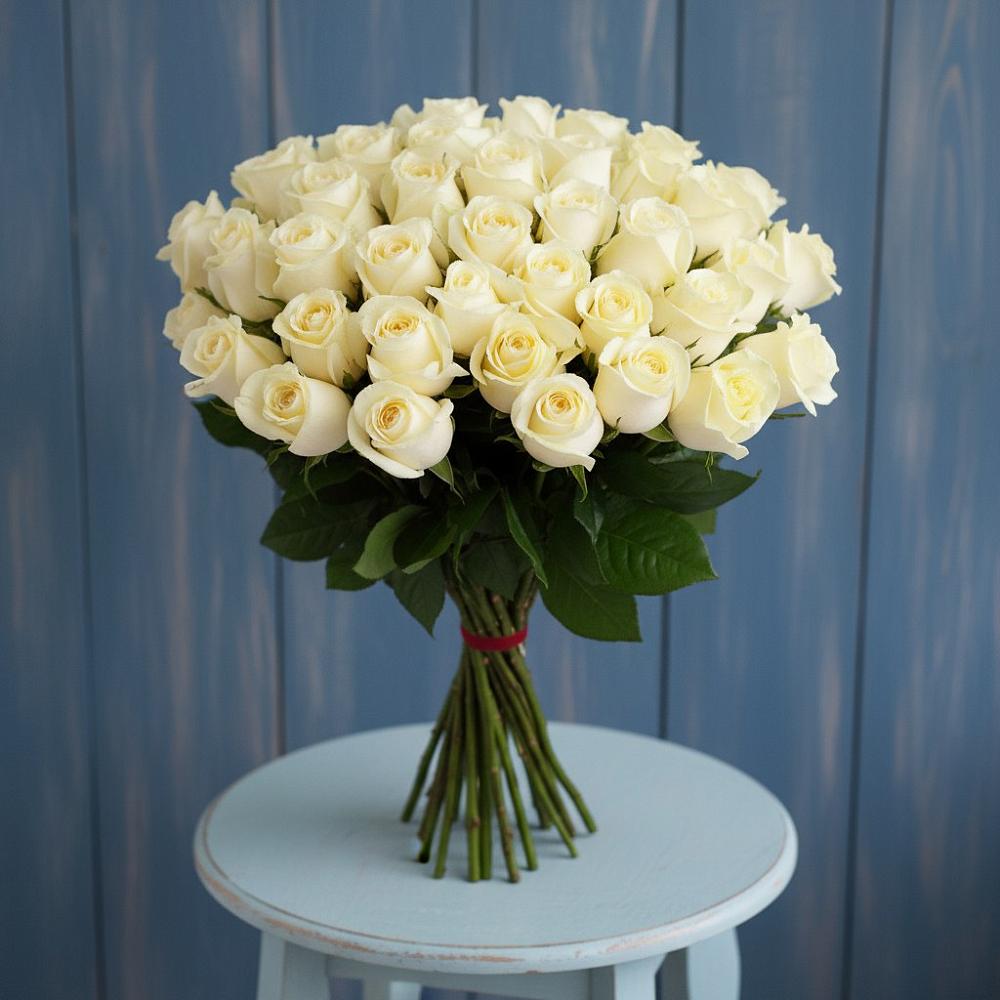 Букет 51 Белая роза Эдлесс Лав в Балаганске