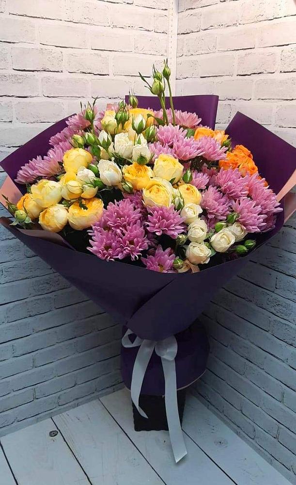 Букет цветов из: Хризантемы и Розы в Балаганске