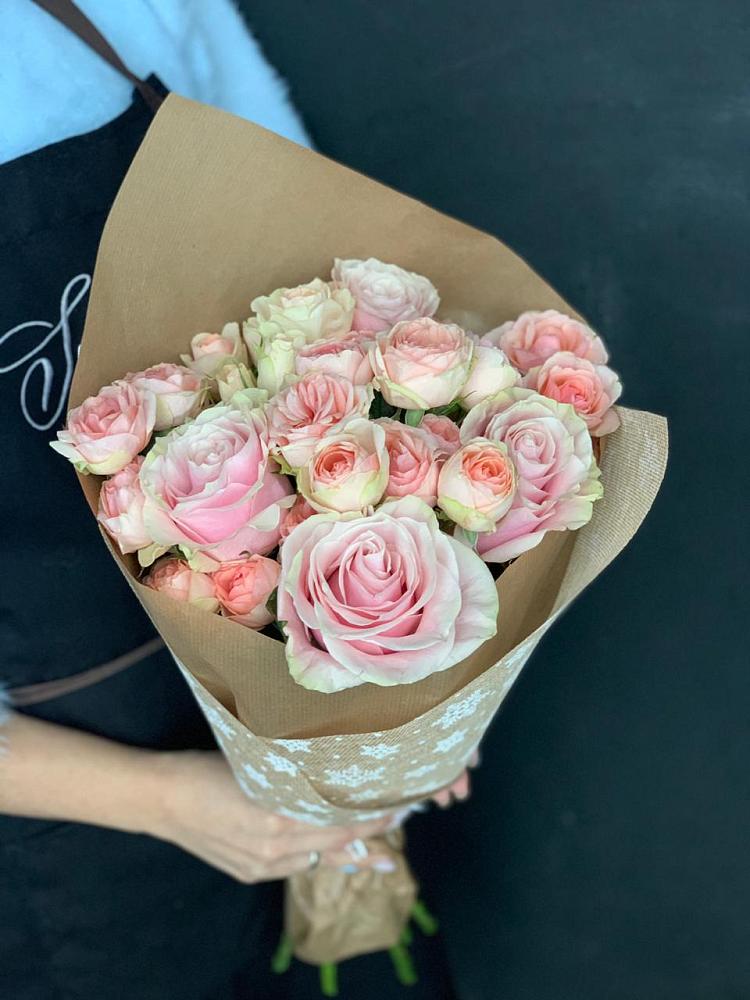 Букет цветов из: Хризантемы и Розы в Балаганске