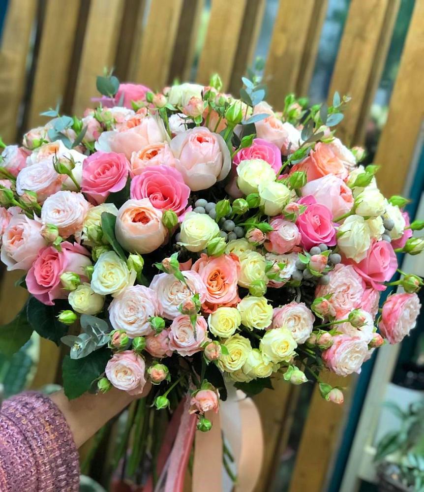 Букет цветов из: Розы в Балаганске