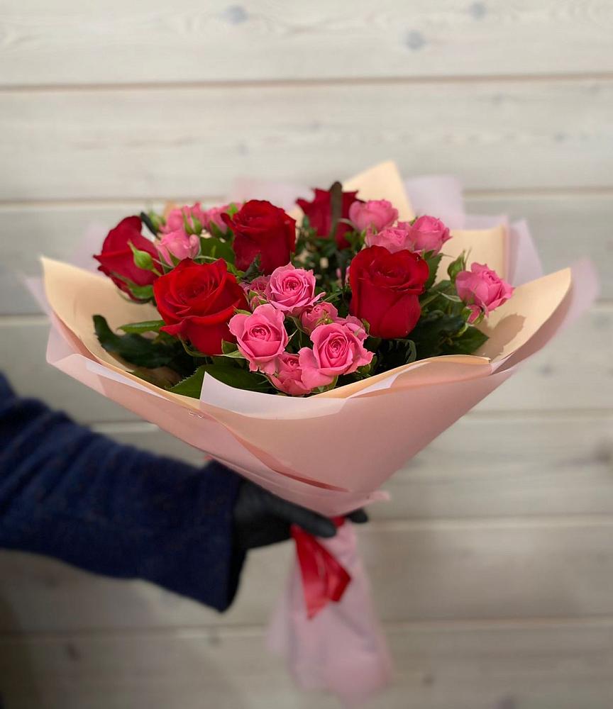 Букет цветов из: Розы в Балаганске