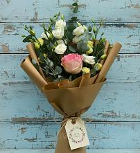 Букет цветов из:  Розы и Лизиантусы #REPLACE_PRED# Балаганске