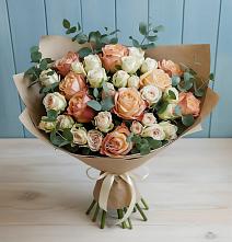 Букет цветов из:  Альстромерии и Розы в Балаганске